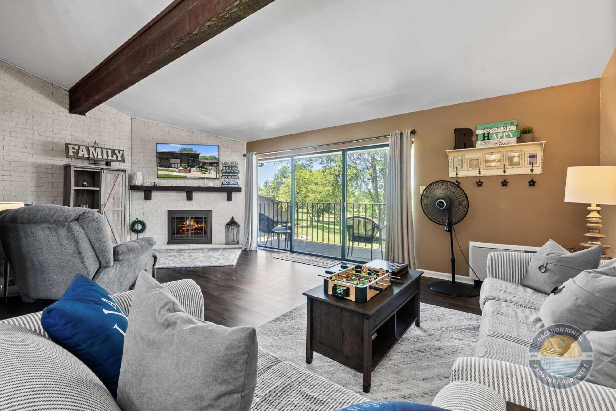 New Lake Como Condo With Lake Views Lake Geneva Exteriér fotografie